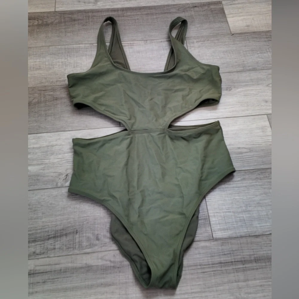 Aerie Green Cut Out One Piece Swimsuit XL Women Chic Cute Summer Beach Olive